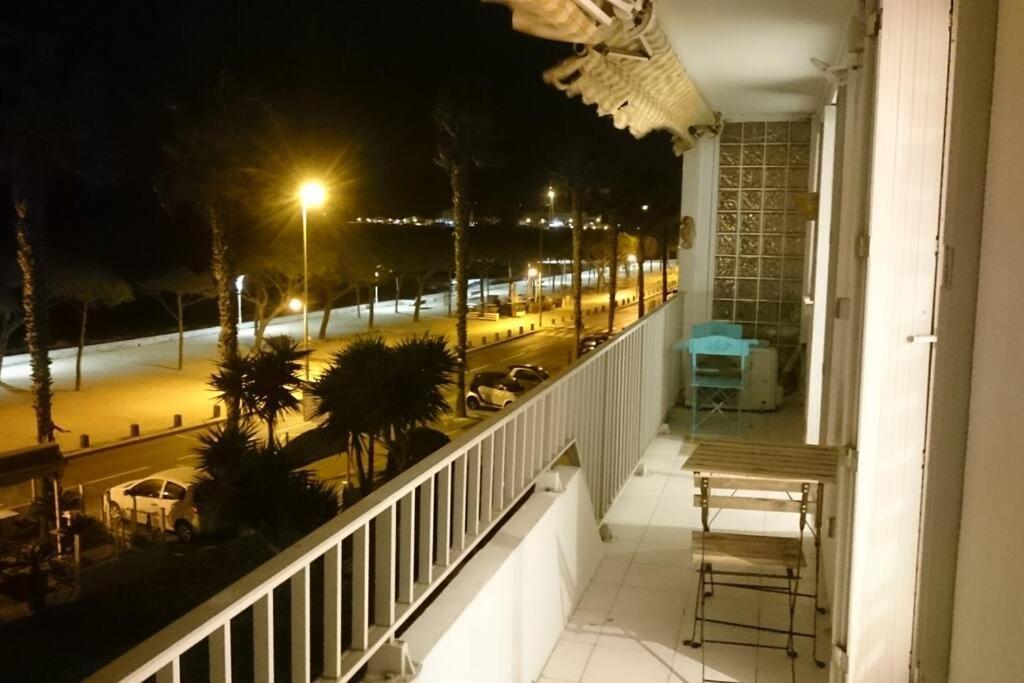 T3 Sur La Plage Vue Feerique Mer,Wifi, Parking Inclus , Clim La Ciotat Exterior foto