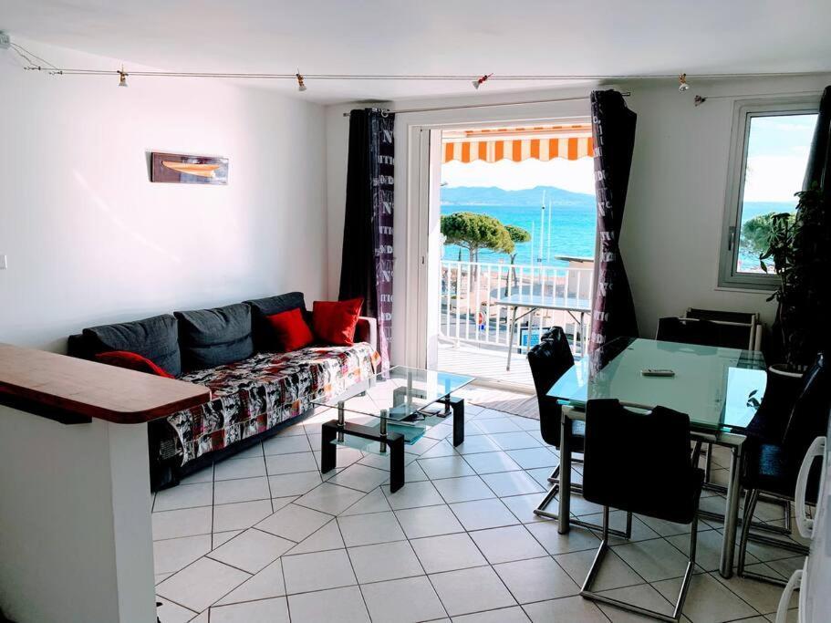 T3 Sur La Plage Vue Feerique Mer,Wifi, Parking Inclus , Clim La Ciotat Exterior foto
