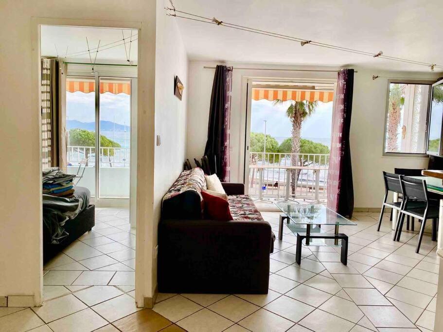 T3 Sur La Plage Vue Feerique Mer,Wifi, Parking Inclus , Clim La Ciotat Exterior foto